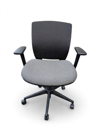Nightingale Mirage task chair, front view