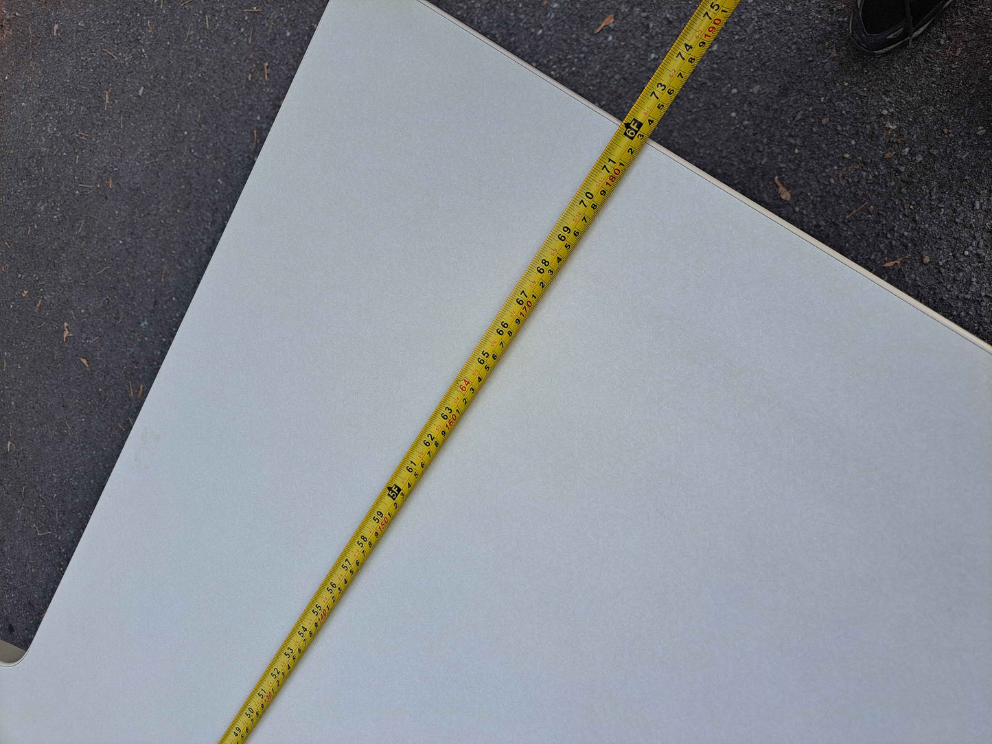 Product Description: Oval Conference Table – 70" x 40"