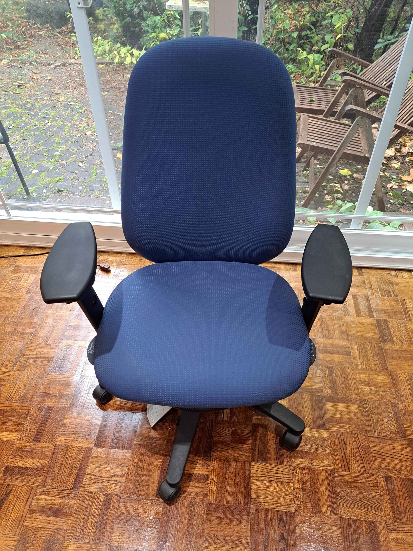 ergoCentric Ergonomic Office Chair – Blue Fabric with Adjustable Arms