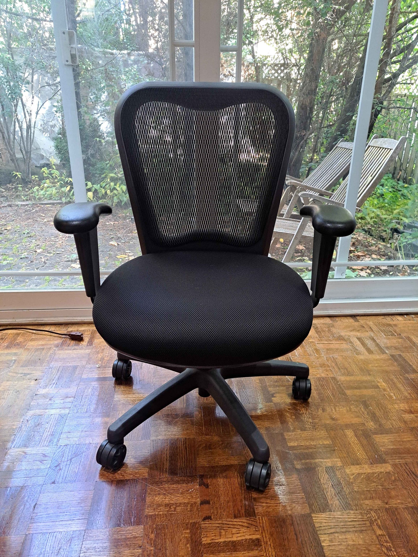 Office Chair – Black Mesh Back with Padded Seat