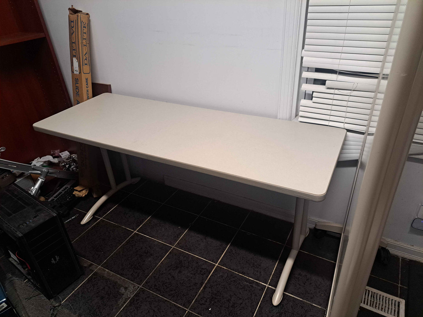 Rectangular Office Table