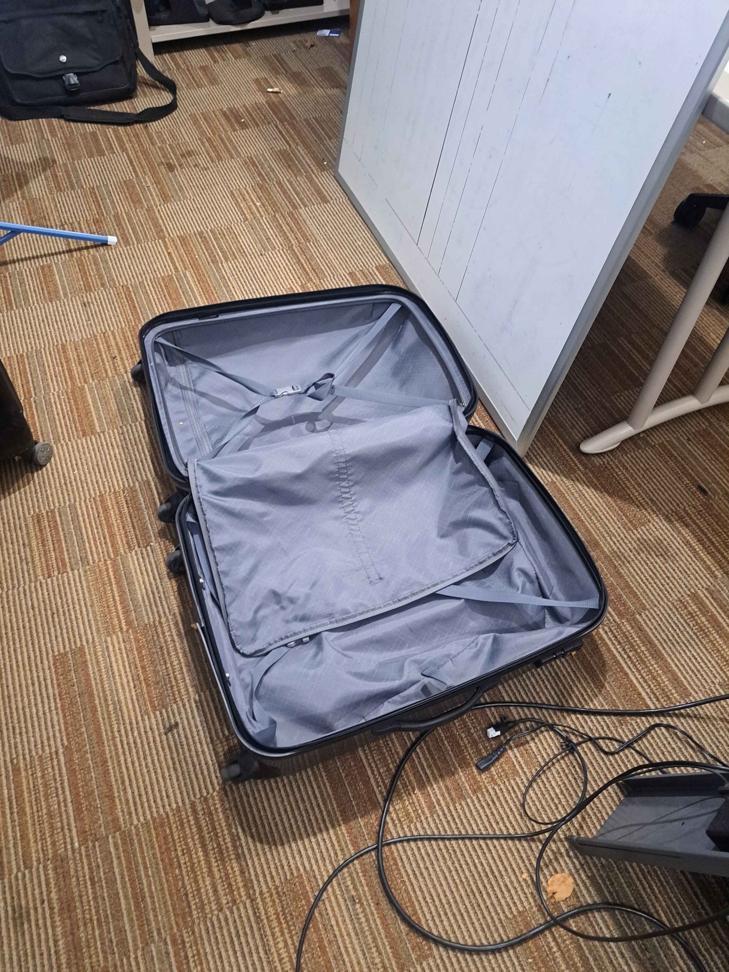 TITAN Hard Shell Luggage