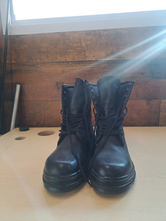 Safety Boots, Size 10