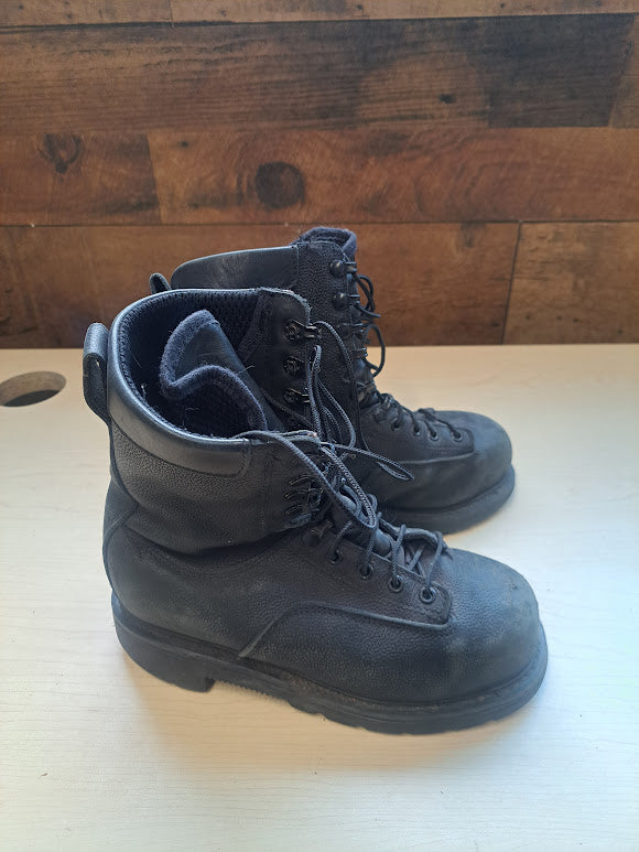 Safety Boots, Size 6.5