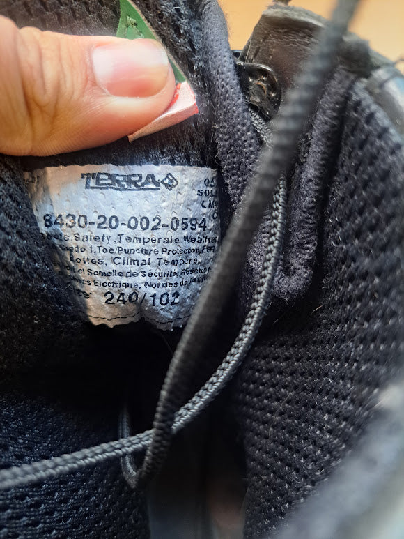 Safety Boots, Size 6.5