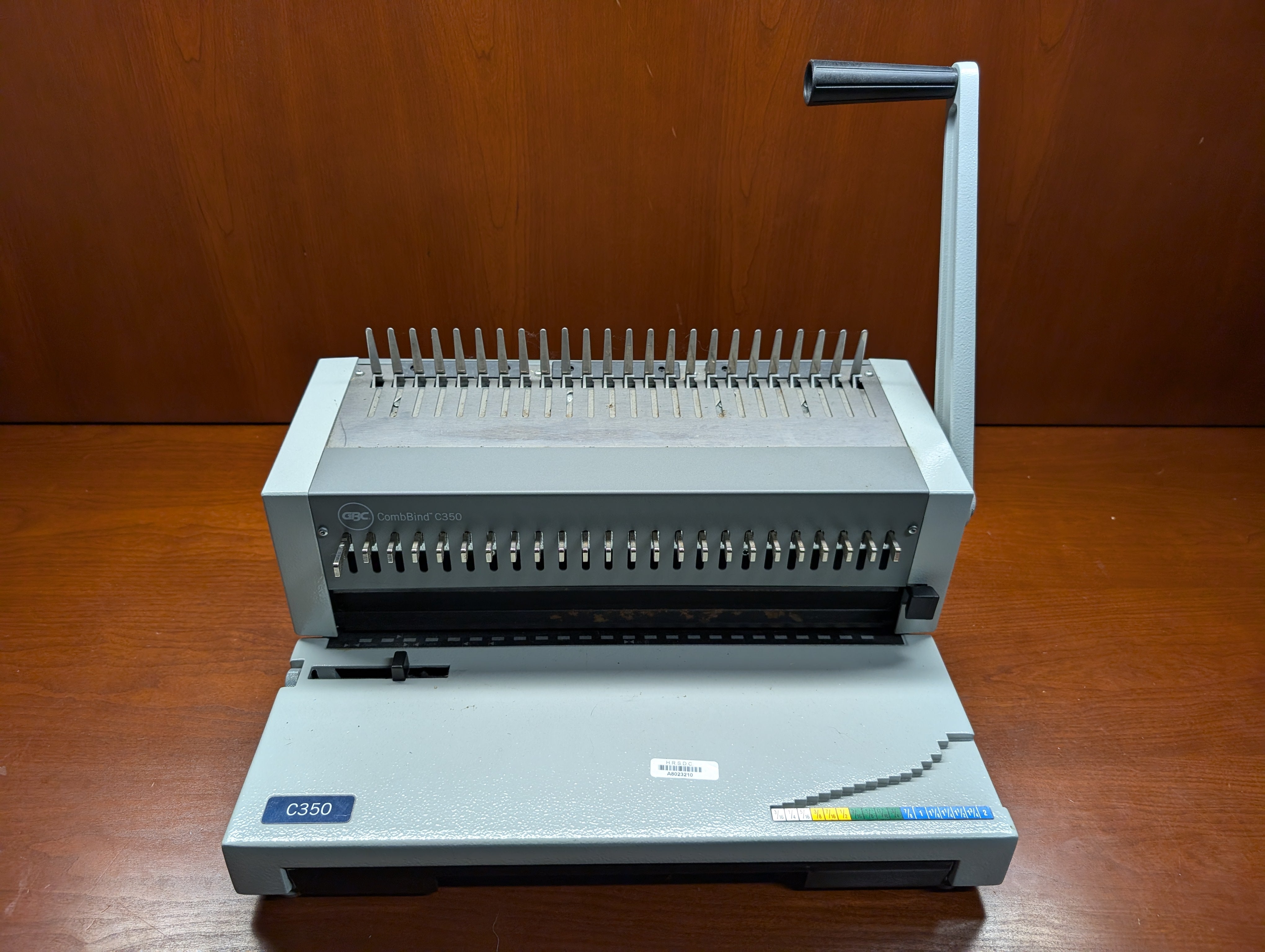 GBC CombBind C350 Binding Machine – Top Surplus