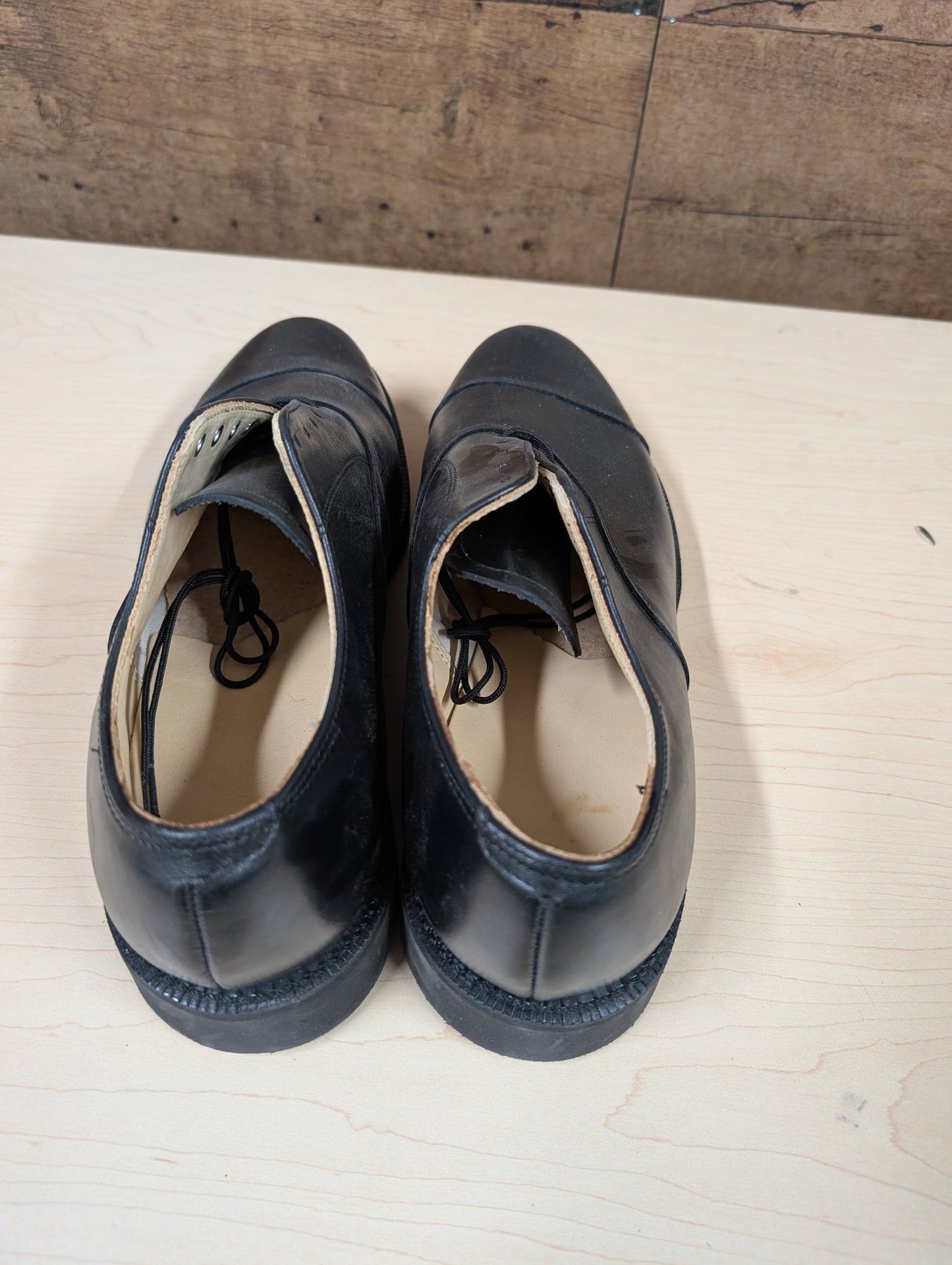 Canada West Black Leather Dress Shoes – Size 9 / 9.5F