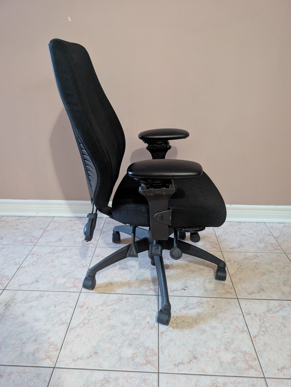 ergoCentric airCentric High Back Multi-Tilt office chair